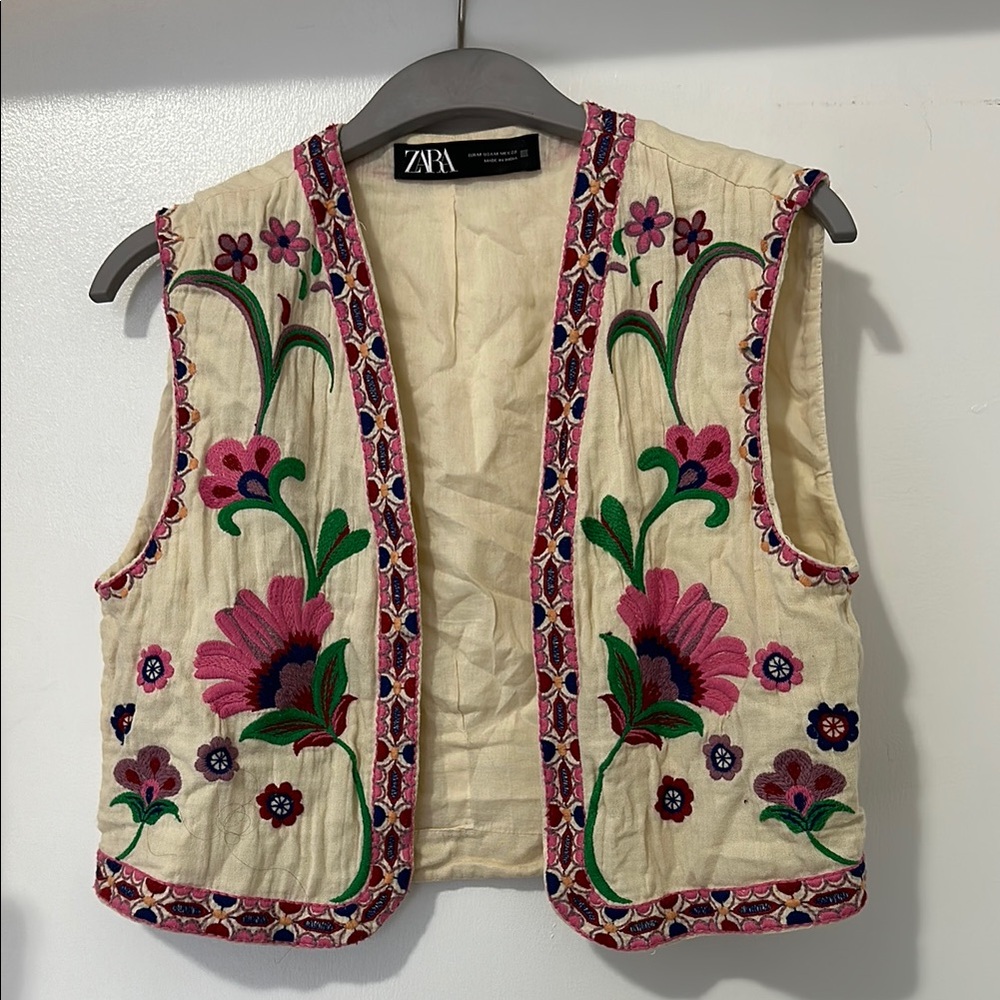 Zara Cream Vest with Floral Embroidery
